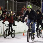 carrera de bicicletas sobre hielo